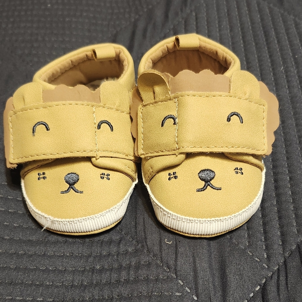 Adorable Yellow Kids Shoes
